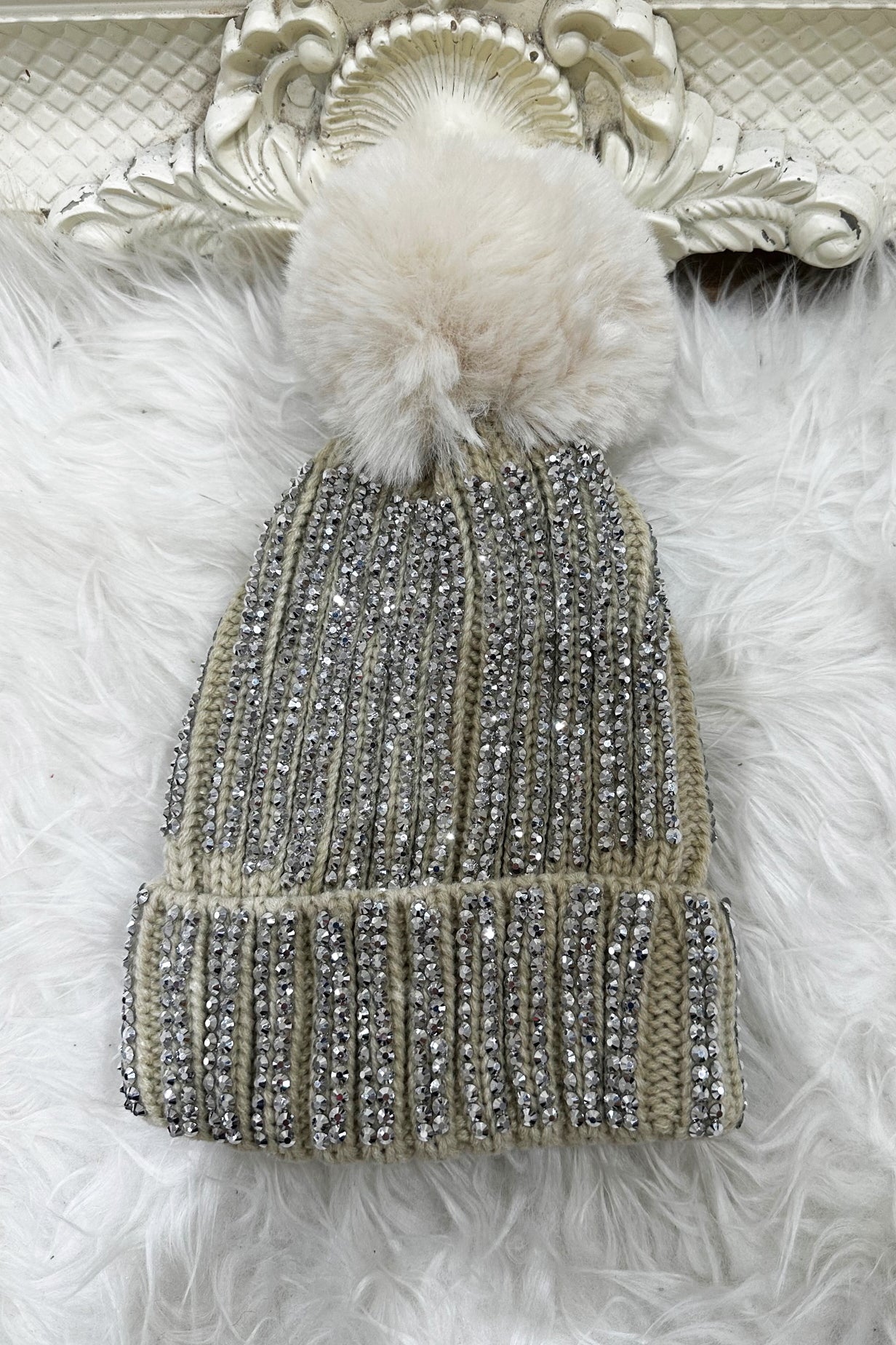 Gem Bobble Hat - Beige