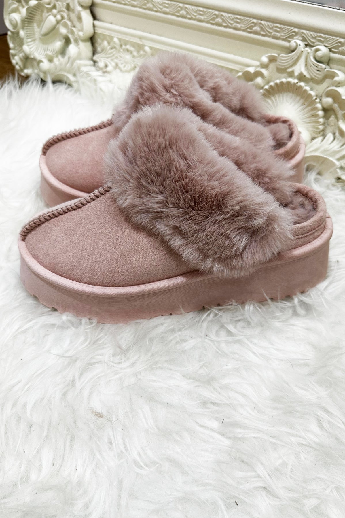 JYY Chunky Slippers - Pink