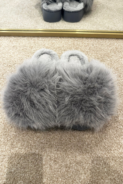 Extreme Fluffy Slippers - Grey