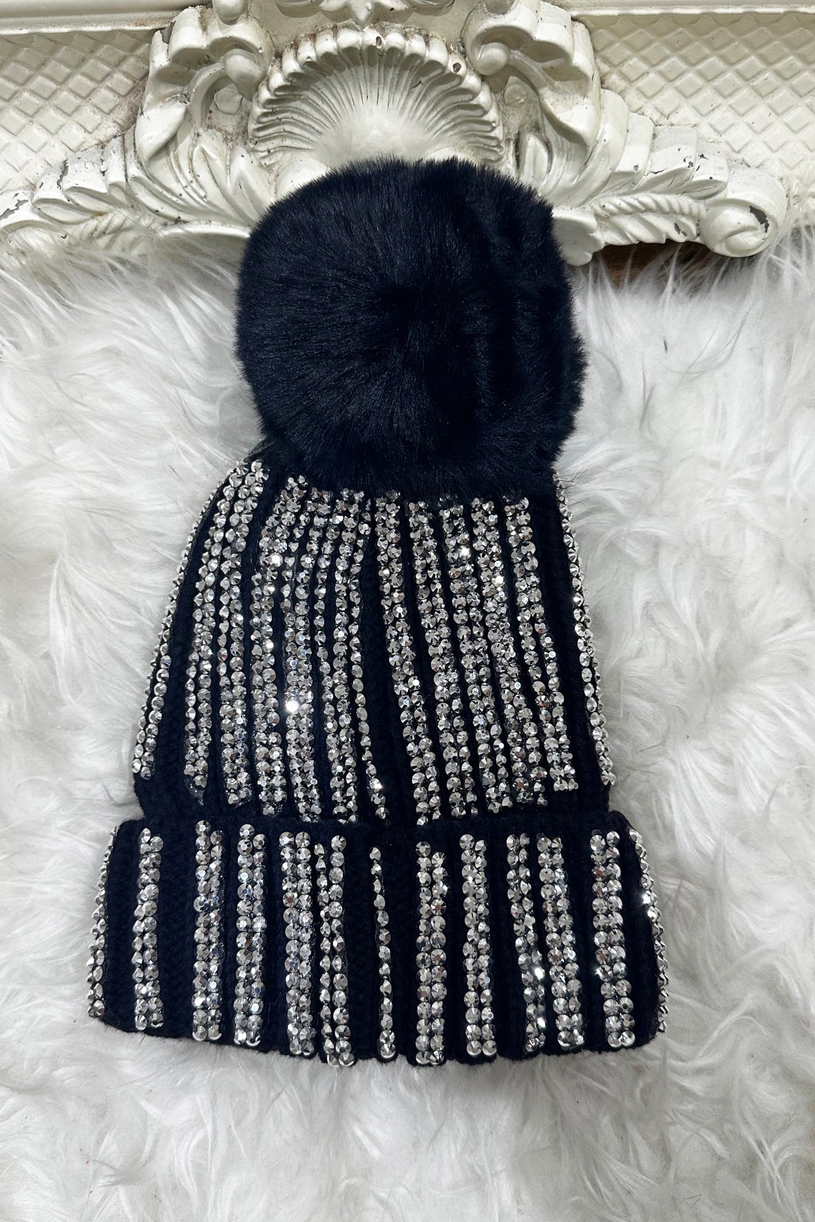 Gem Bobble Hat - Navy