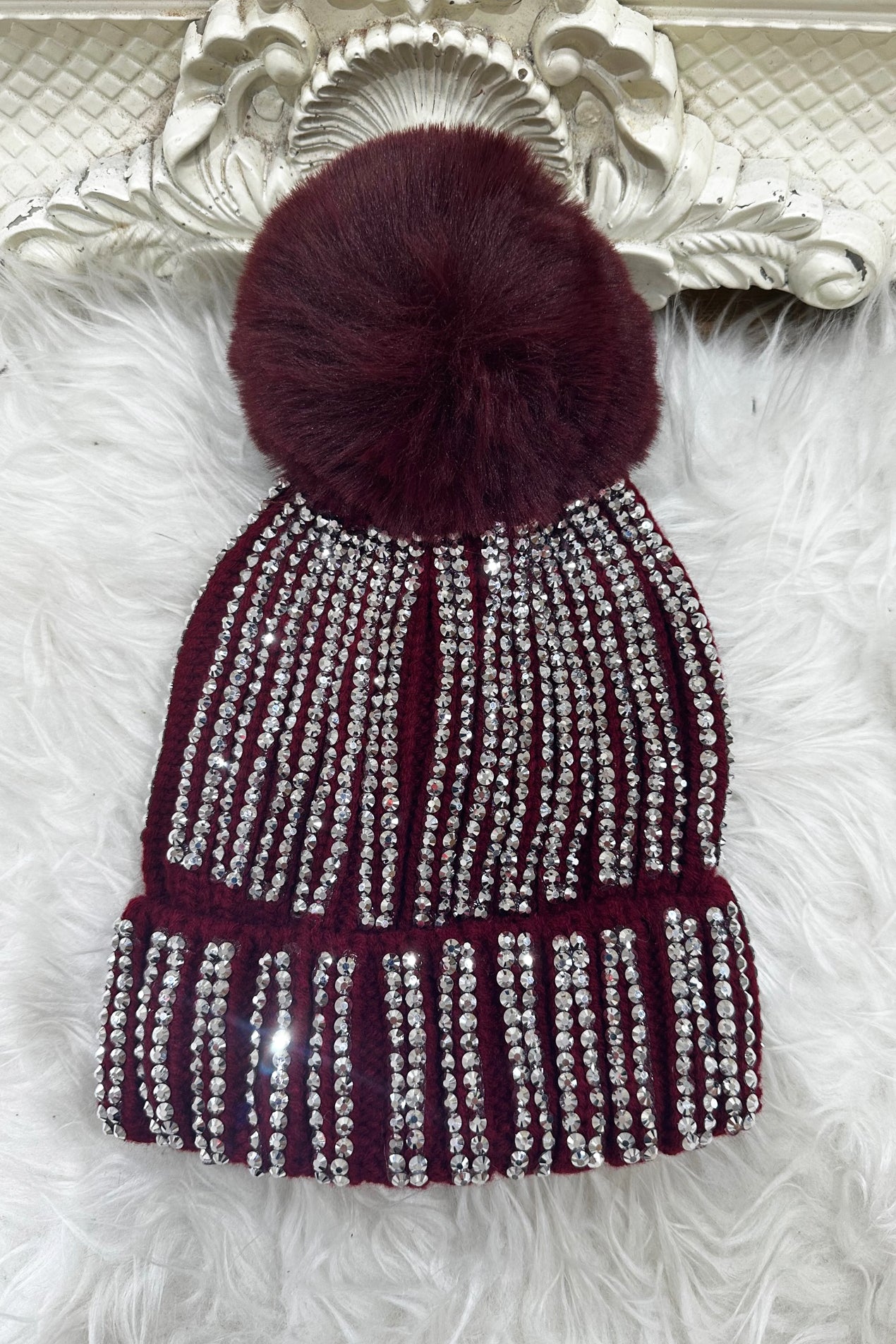 Gem Bobble Hat - Wine