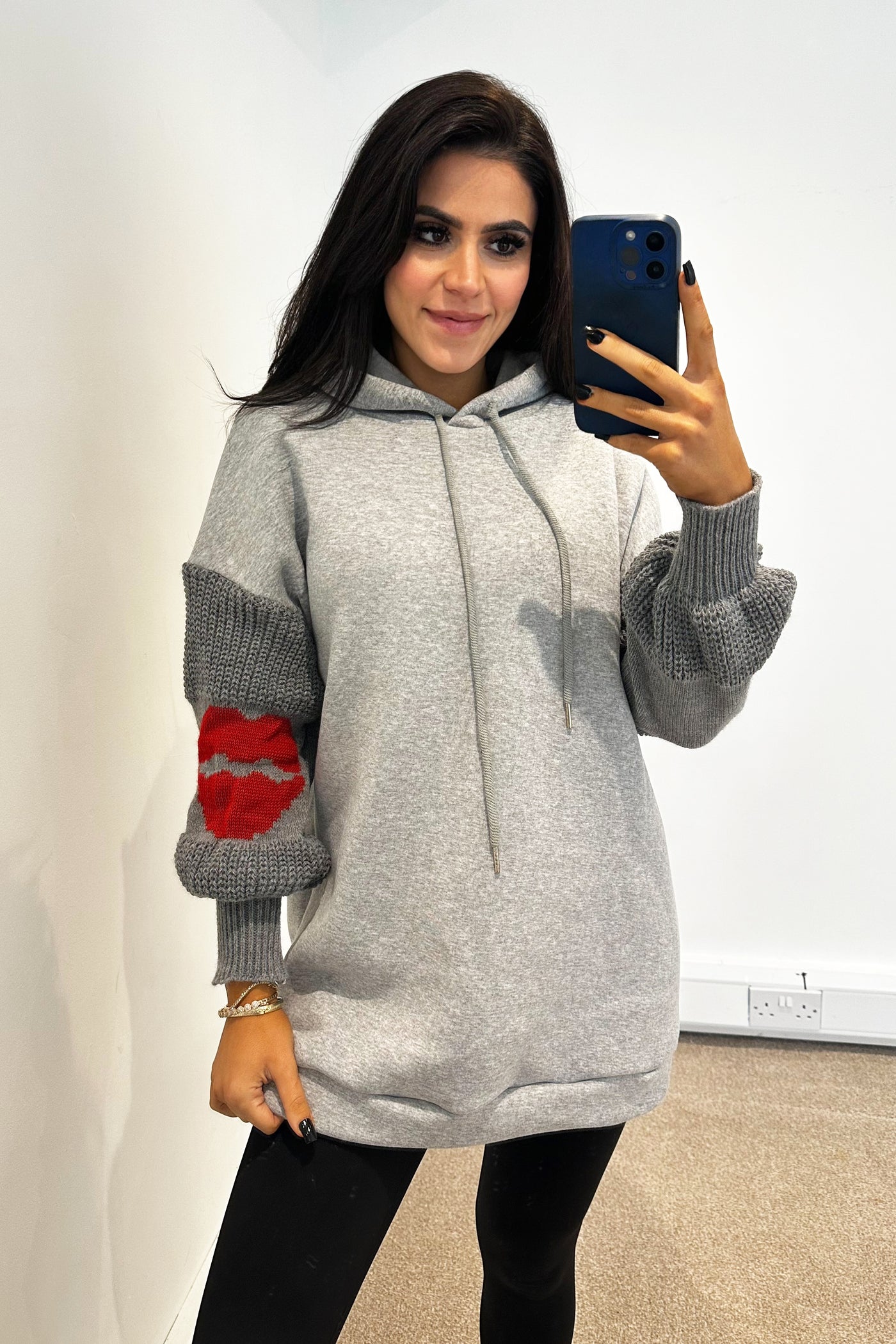 Lips Hoodie - Grey