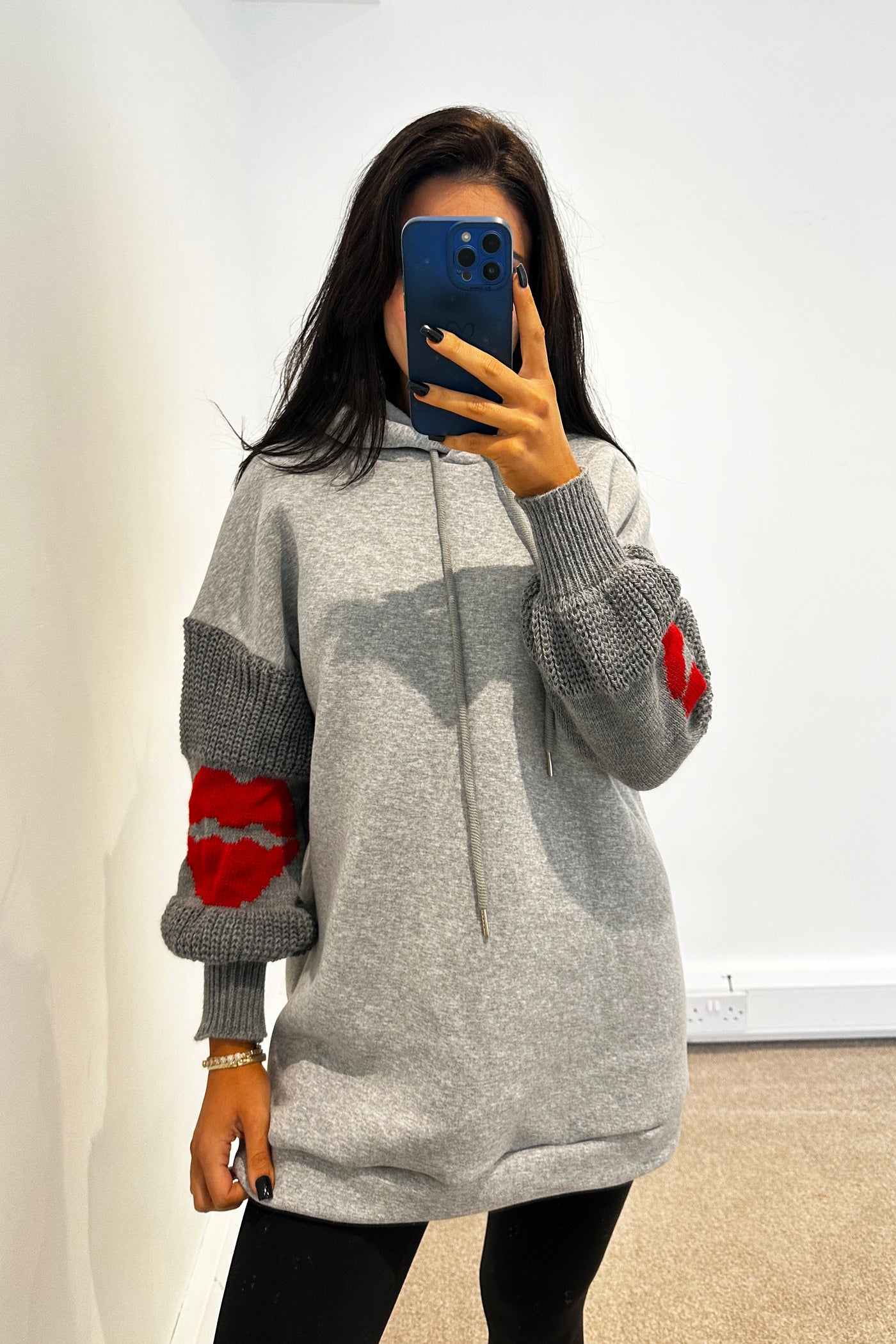 Lips Hoodie - Grey