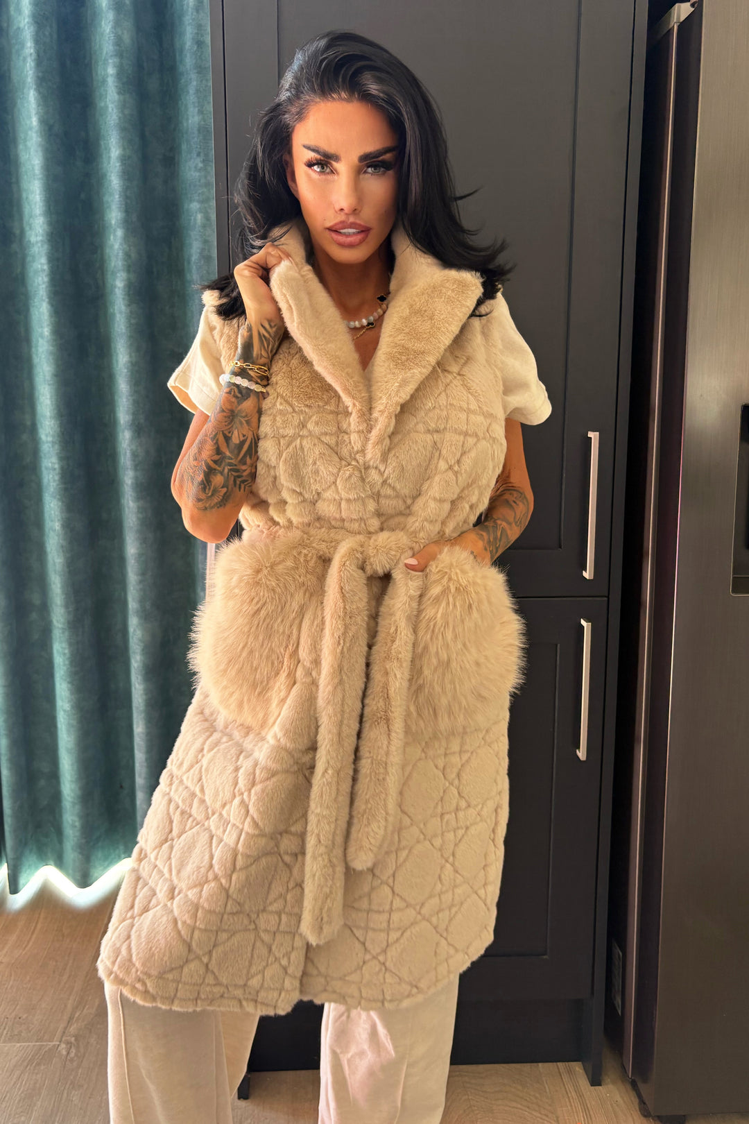 Womens Gilet Beige Faux Fur Gilet Jackets Coats Stone No Cut Faux