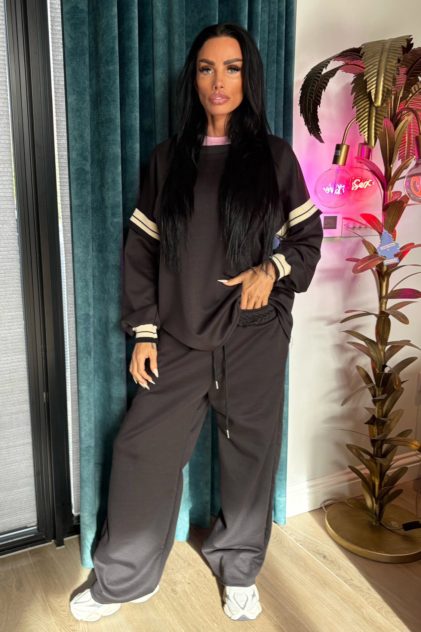 Stripe Knit Detail Tracksuit - Black