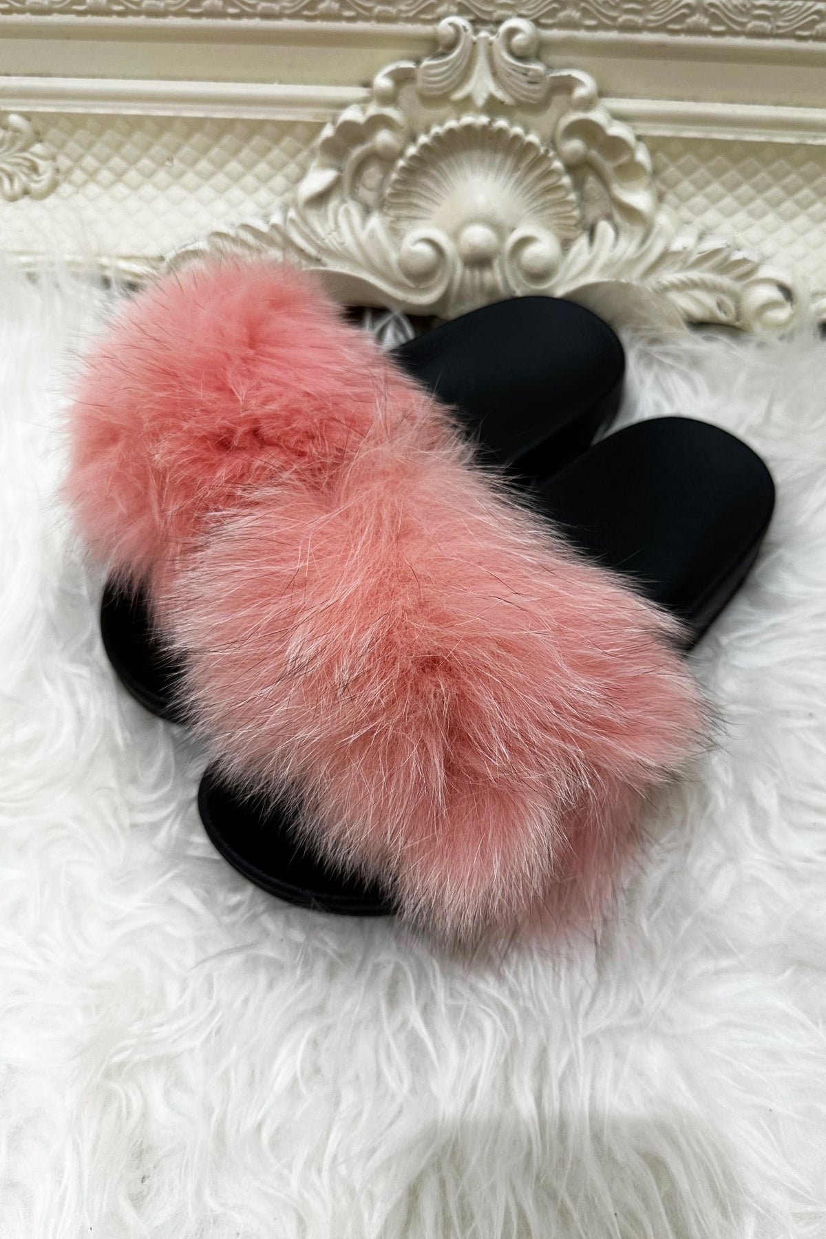 JYY Faux Fur Sliders - Pink